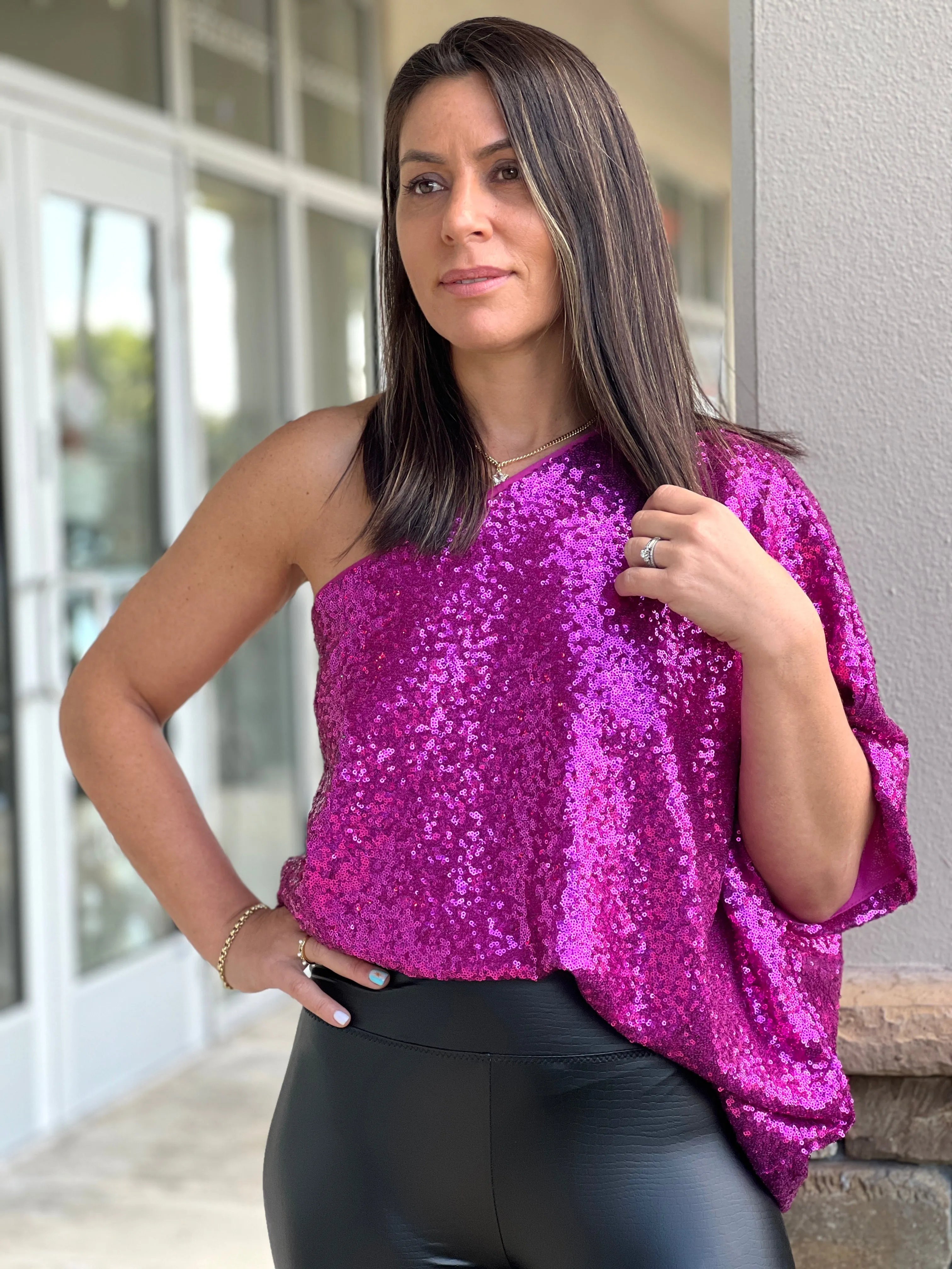 "Anto" One Shoulder Top