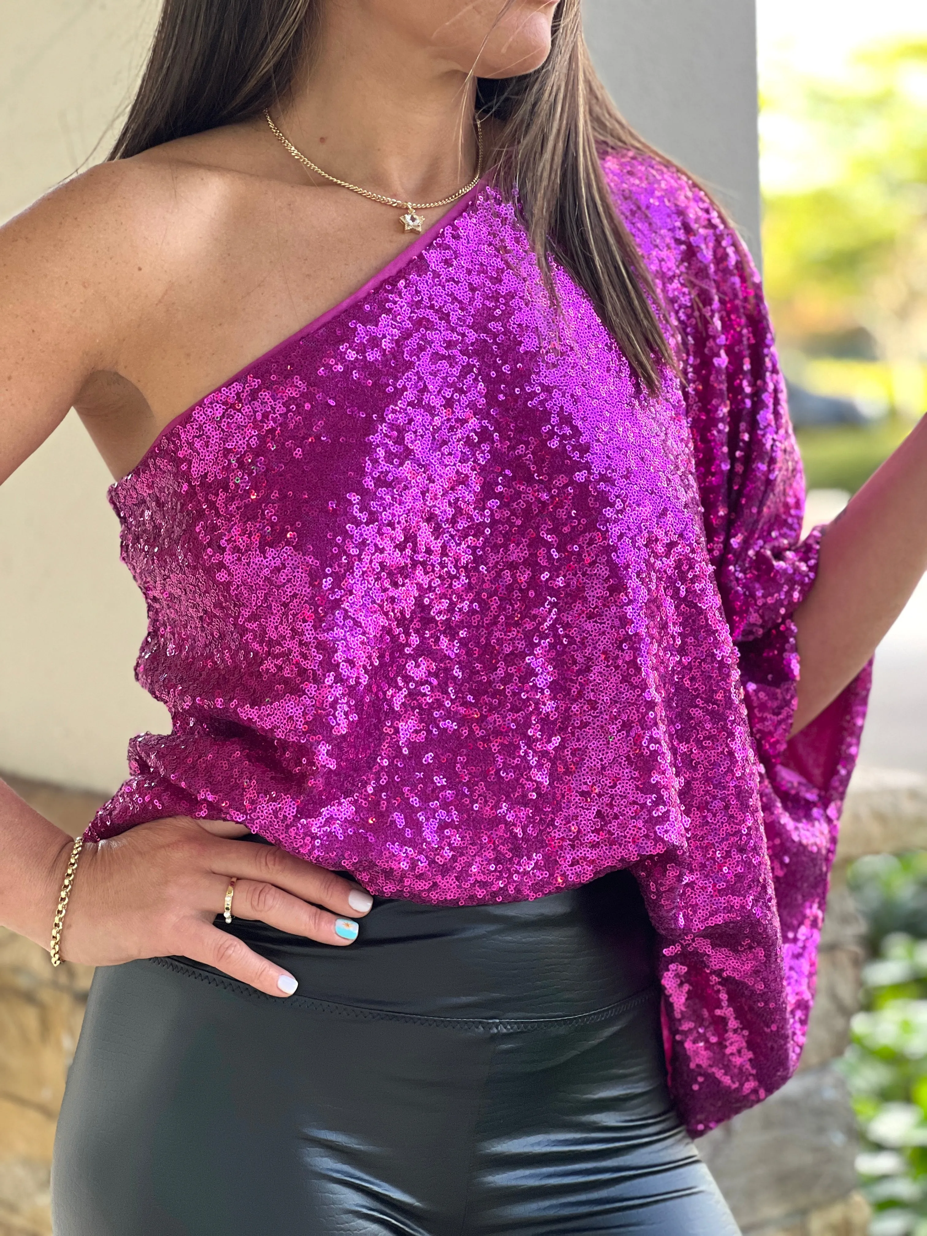 "Anto" One Shoulder Top