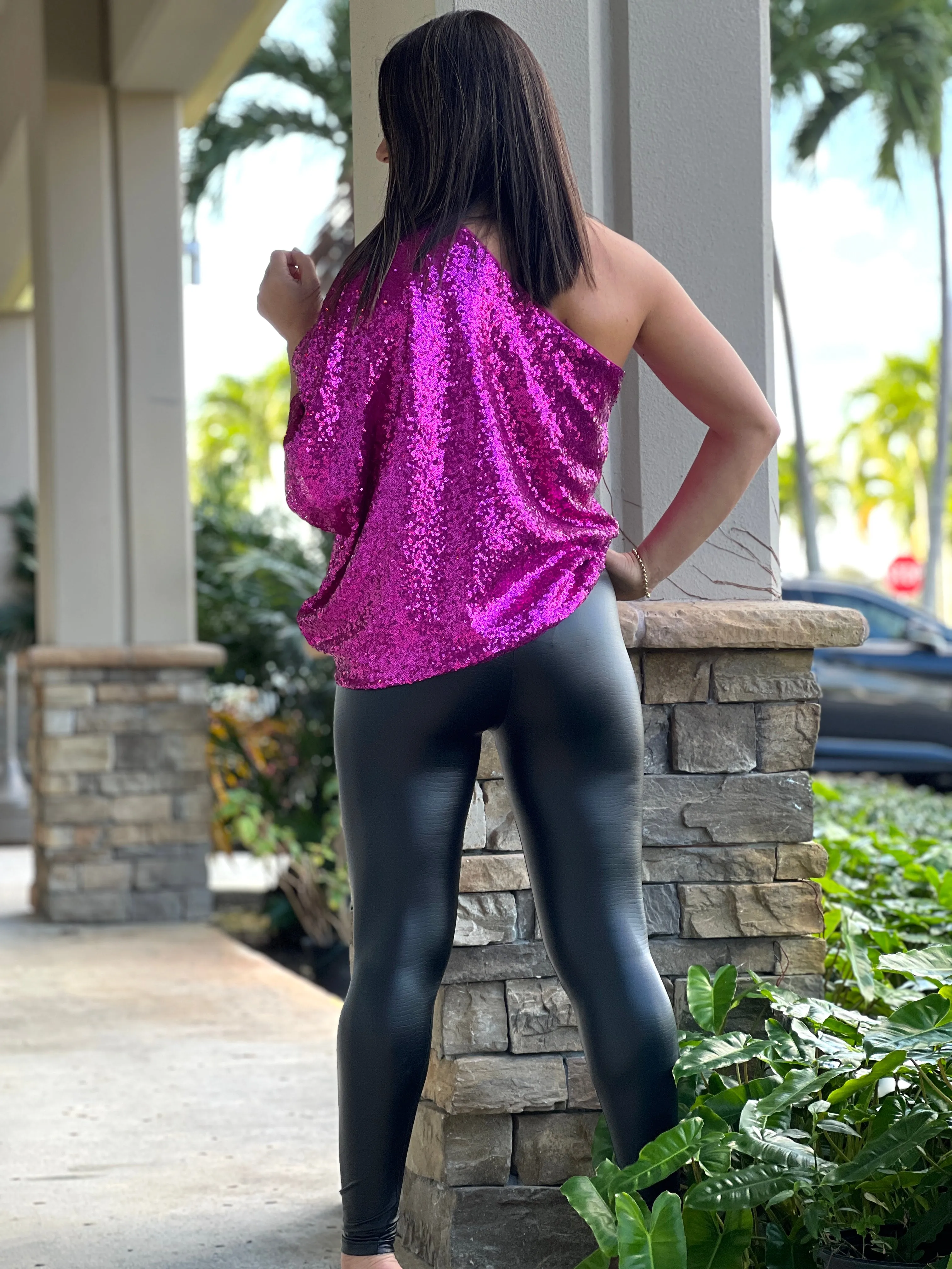 "Anto" One Shoulder Top