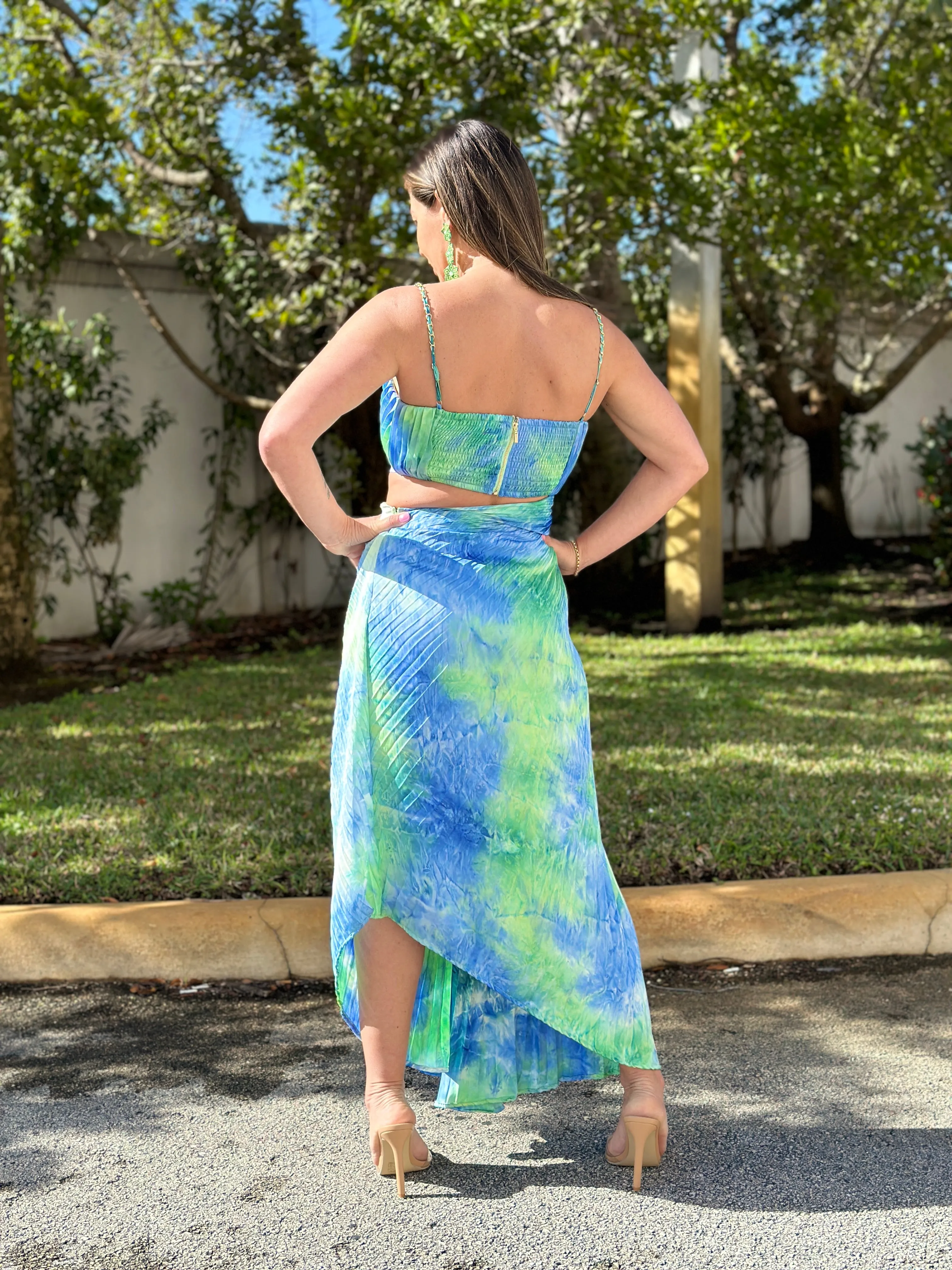 "Bell" Pleaded Asymmetric Hemline Tie Dye Midi Dress