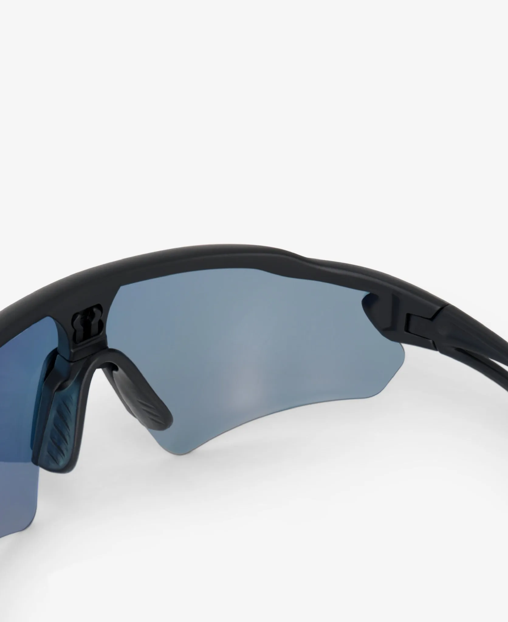 RAPID – Black Sunset Polarisiert