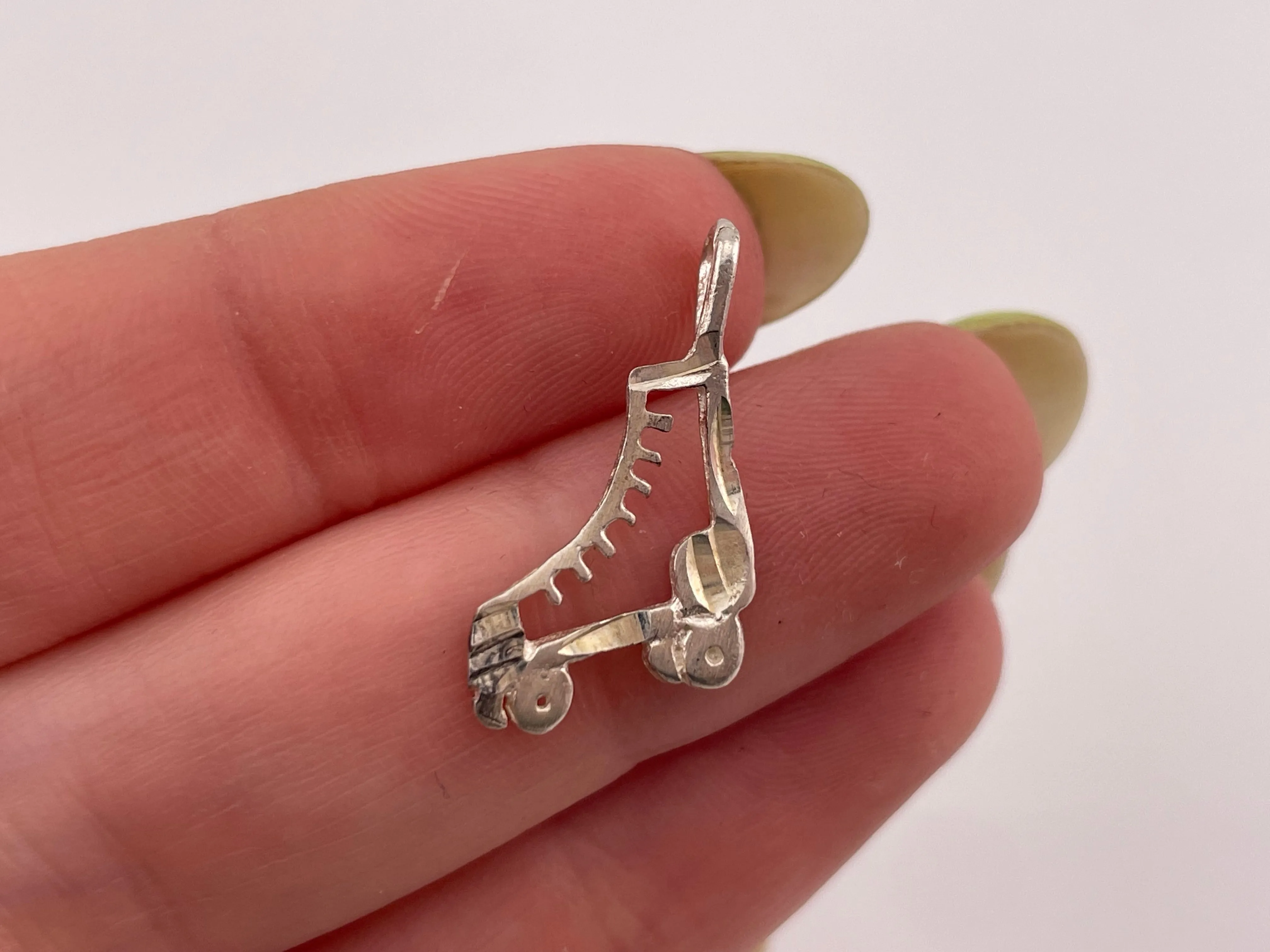 ***SELECT SYLE***  sterling silver new old stock thin lightweight pendant