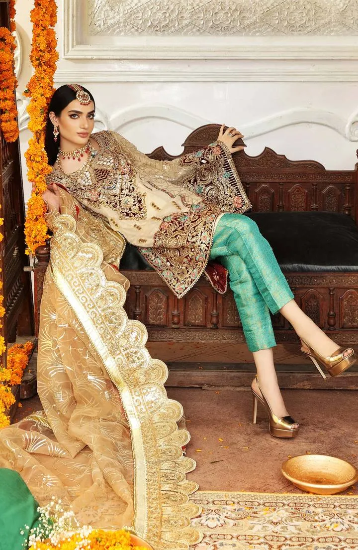 SFD0052 OPULENT | Shamrock Premium Resplendent Luxury Wedding Collection 2021 | Unstitched Embroidered Mesuri Suits
