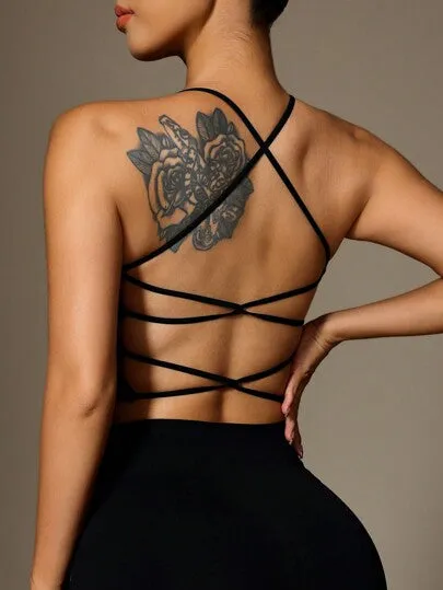 Sport Studio Seamless Criss-Cross Halter Neck Sports Bra
