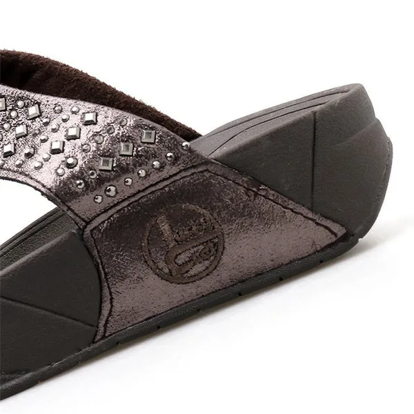 Summer Sandals Riveted Flat Shoes Comfortable Beach Shoes Herringbone Slippers
