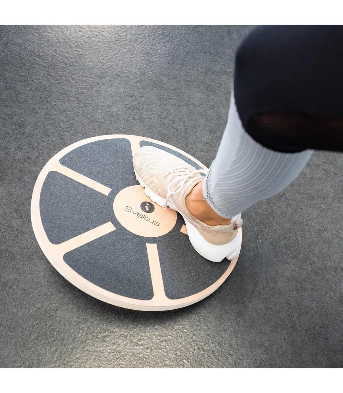 Sveltus Wooden Balance Board