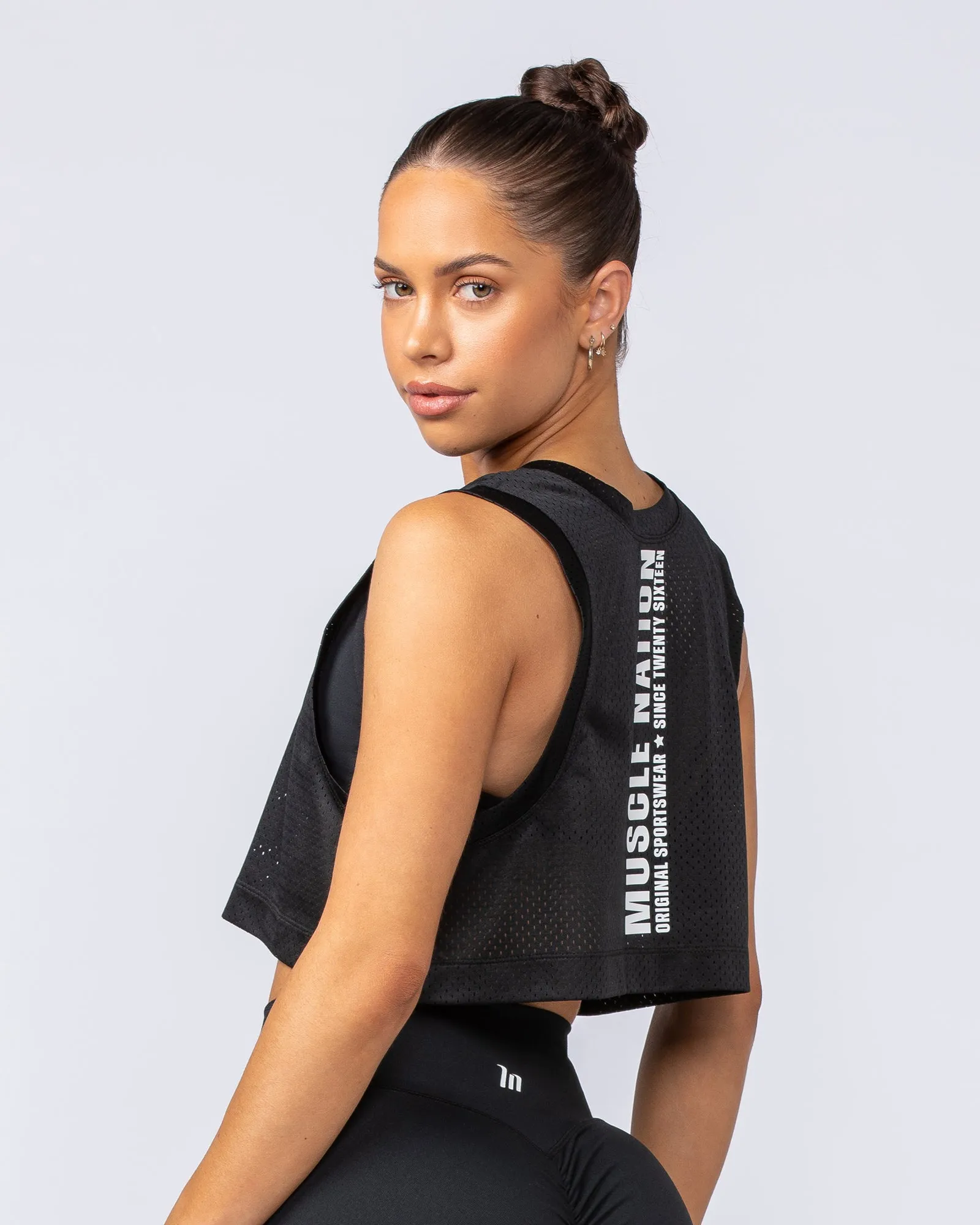 Swift Cropped Training Tank - Black