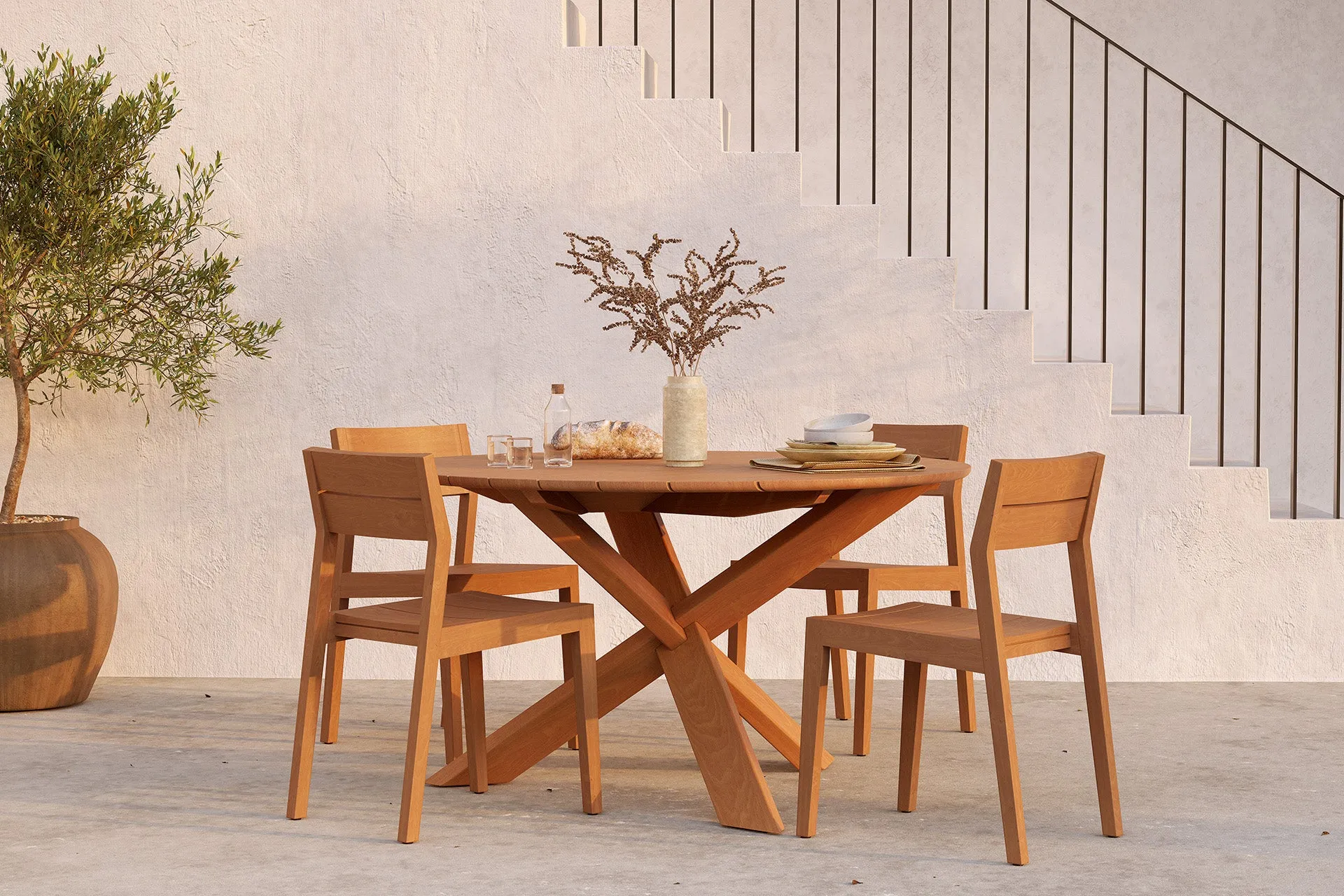 Teak Circle Outdoor Dining Table