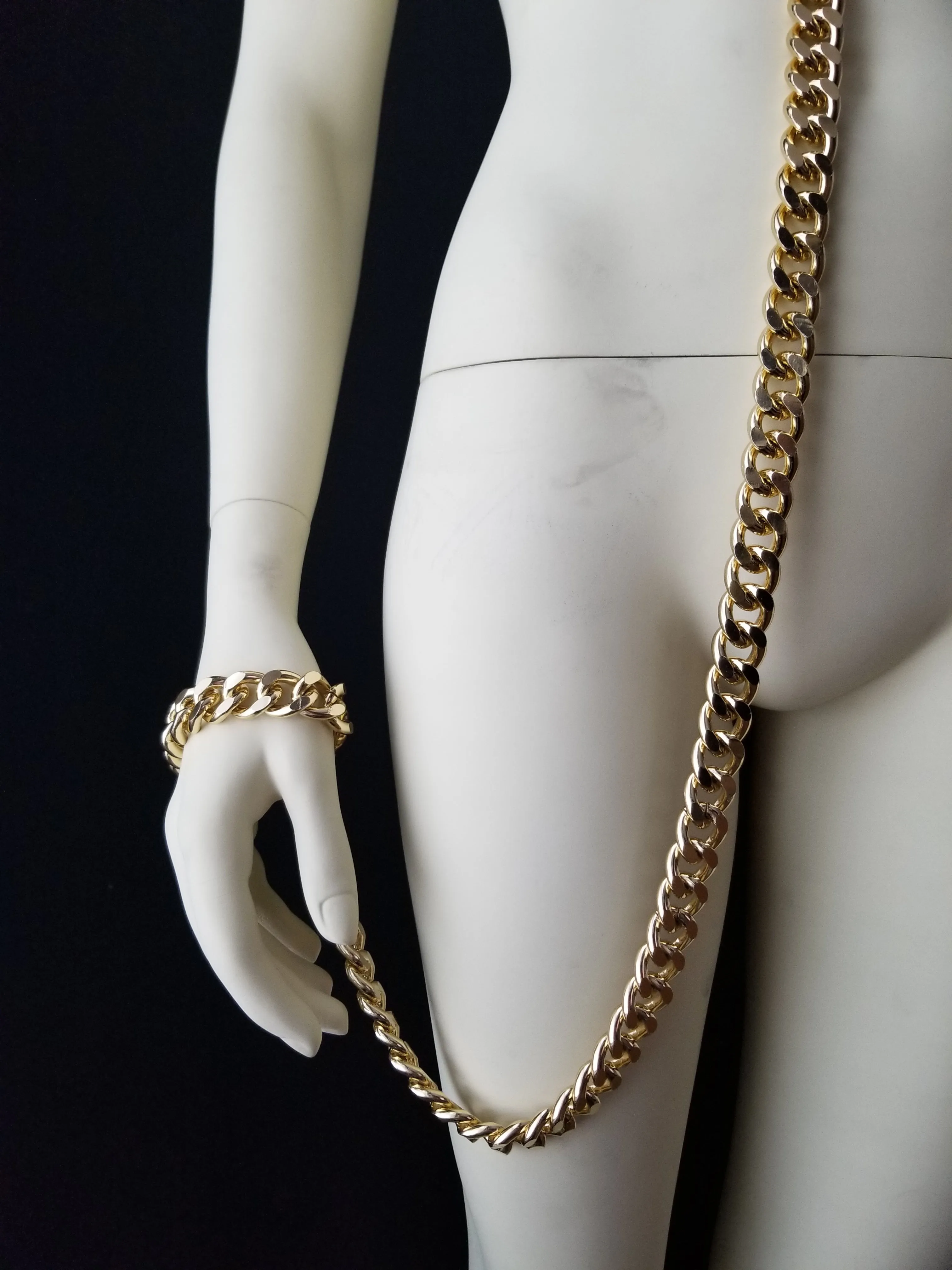 The Bad Gurl Leash