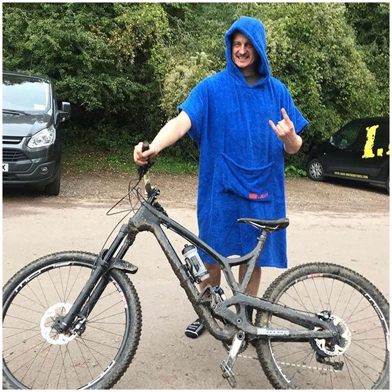The booicore Changing Robe - Royal Blue