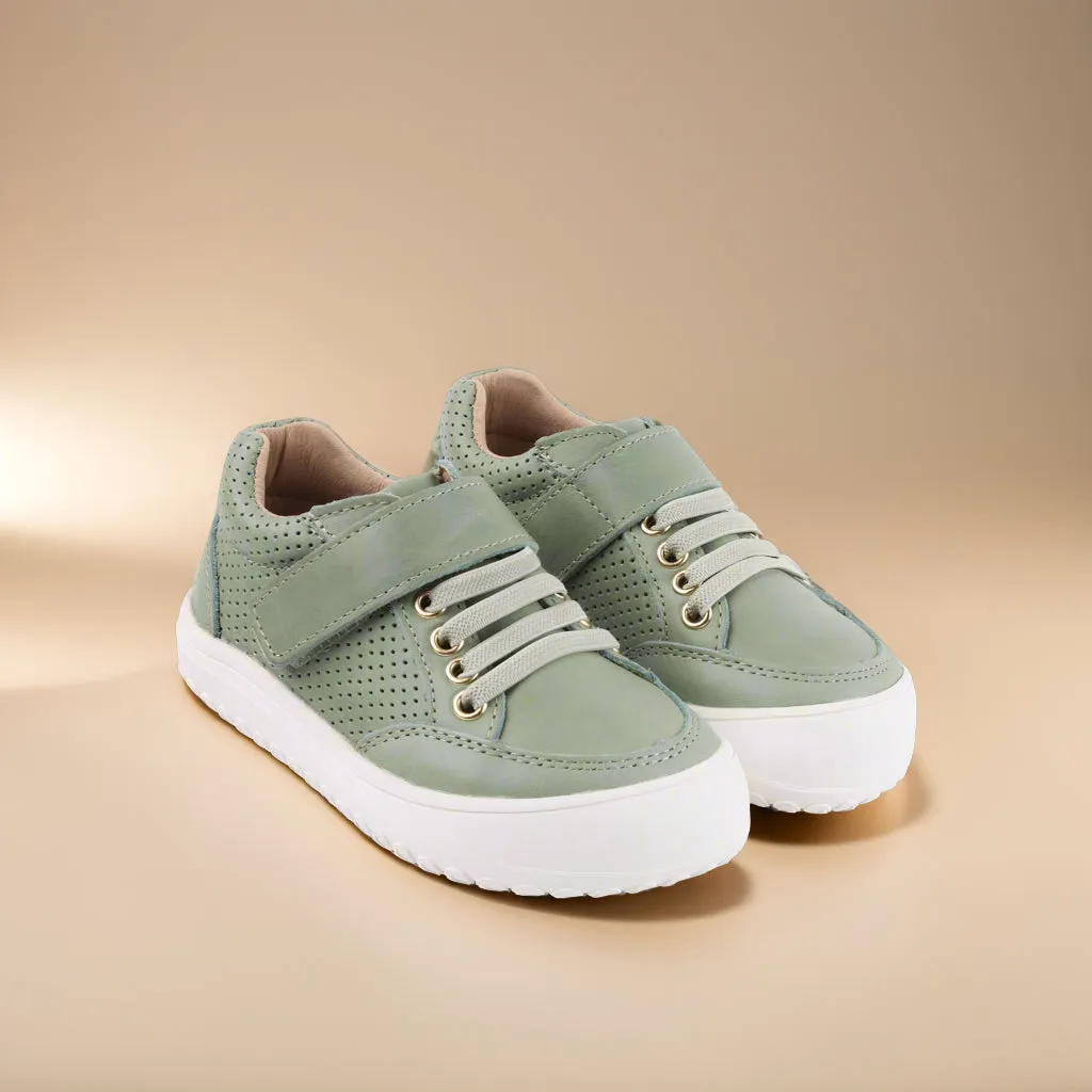 The Play Perfect Low Top