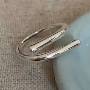 Thick Double Line Ring