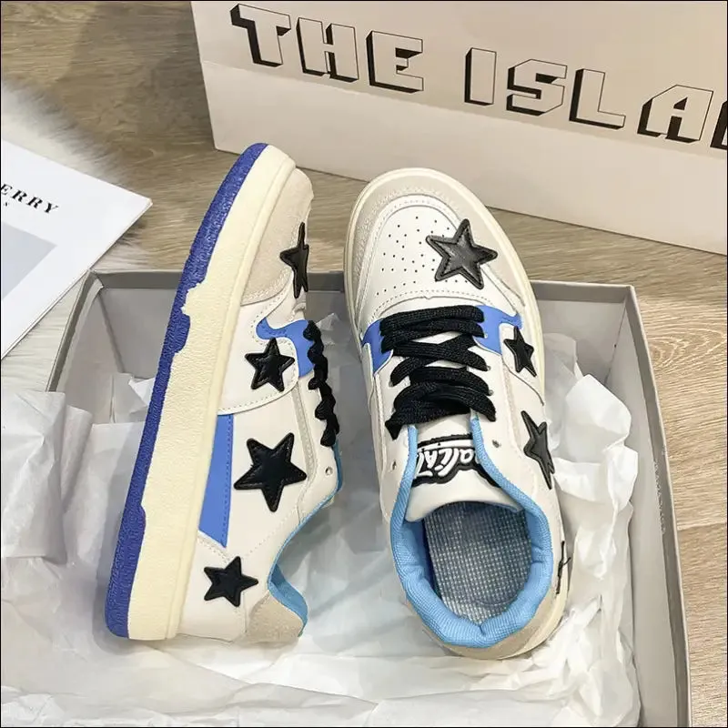 Trendy Contrast Star Round Toe Athletic Sneakers