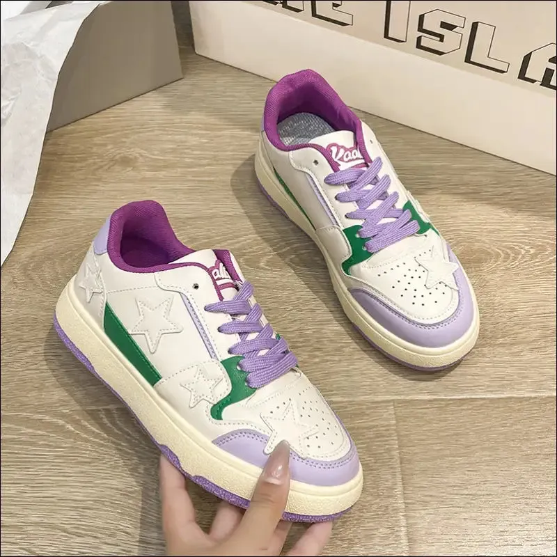 Trendy Contrast Star Round Toe Athletic Sneakers