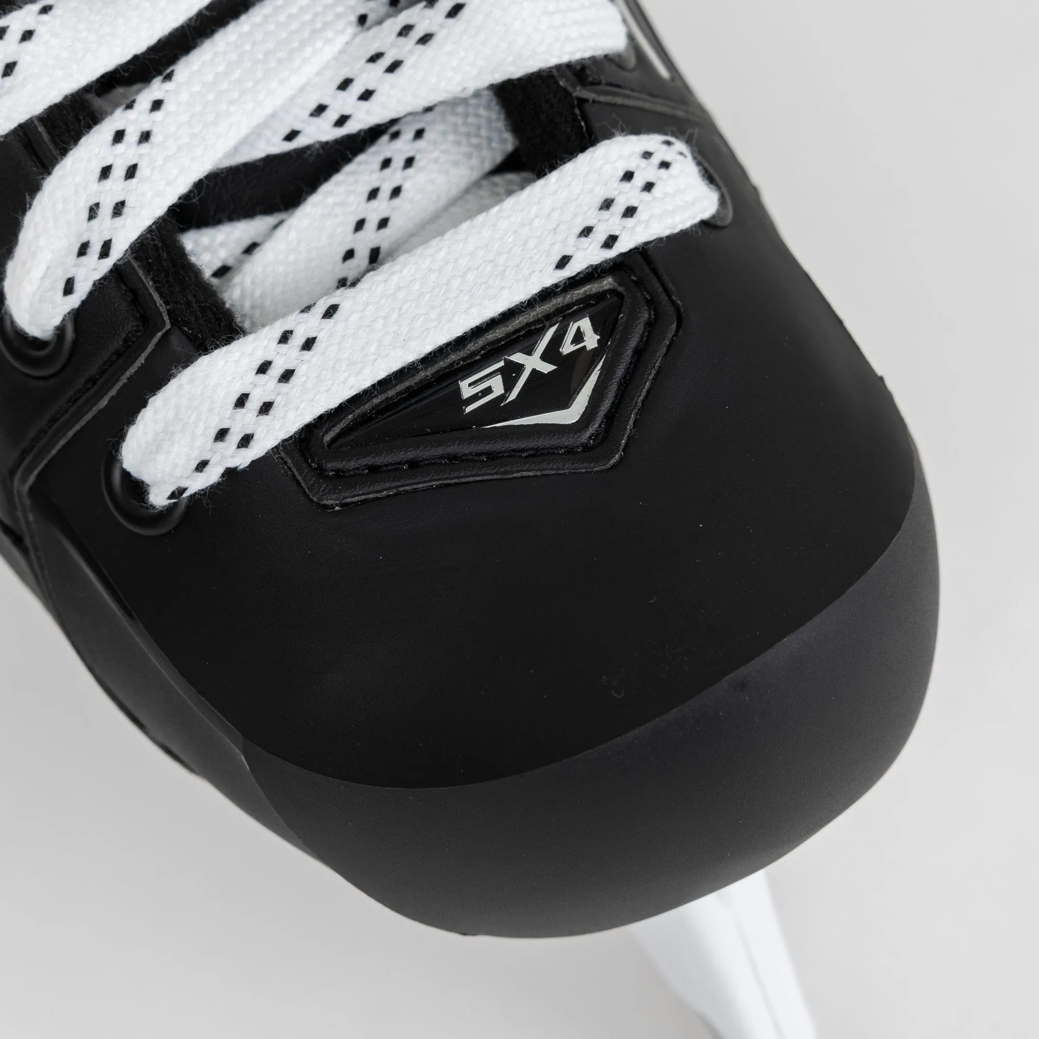 TRUE Catalyst 5X4 Intermediate Goalie Skates