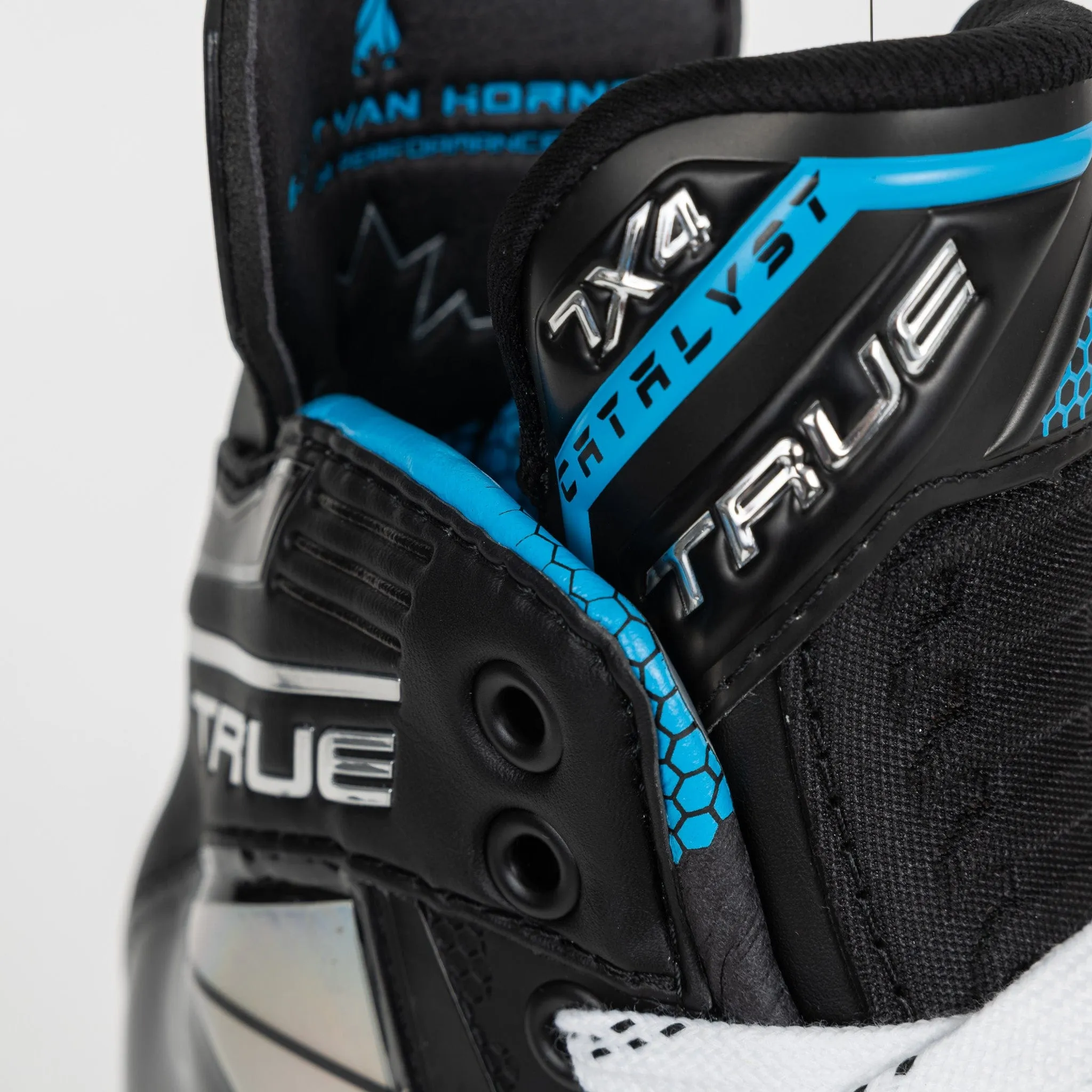 TRUE Catalyst 7X4 Intermediate Hockey Skates