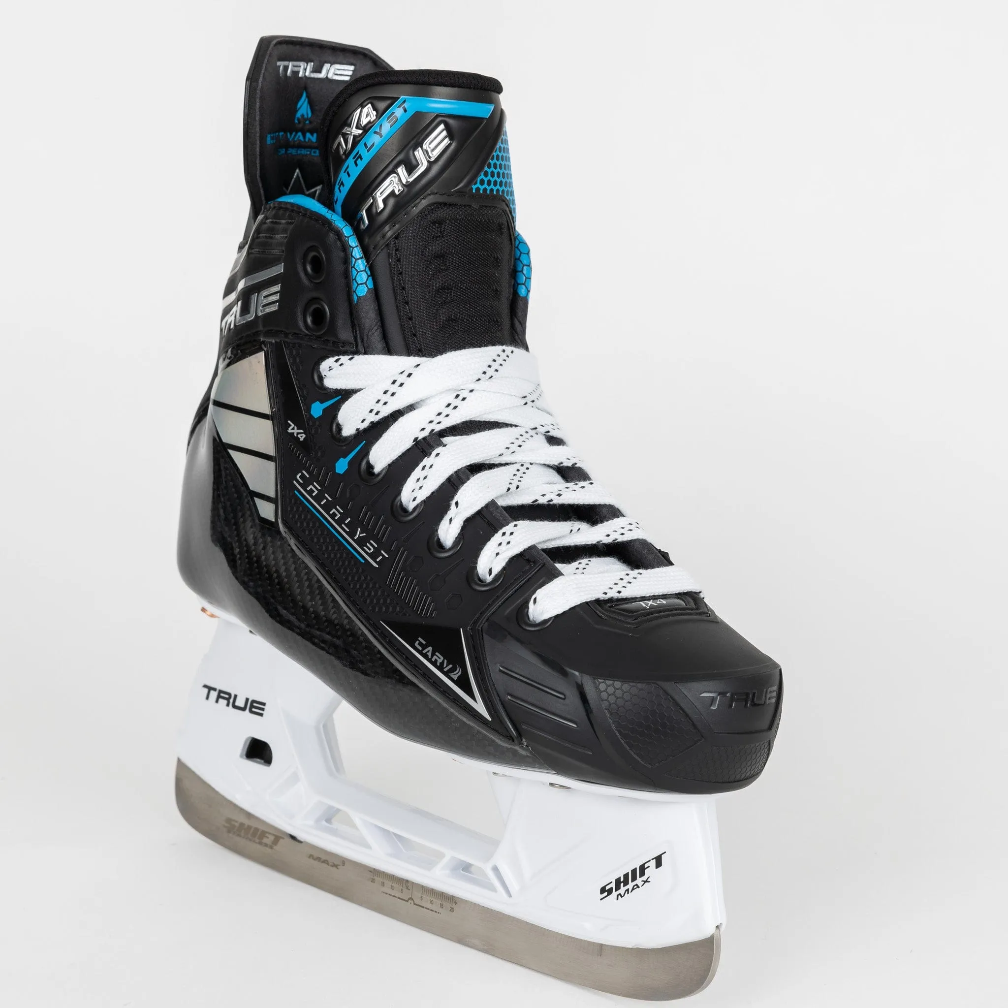 TRUE Catalyst 7X4 Intermediate Hockey Skates