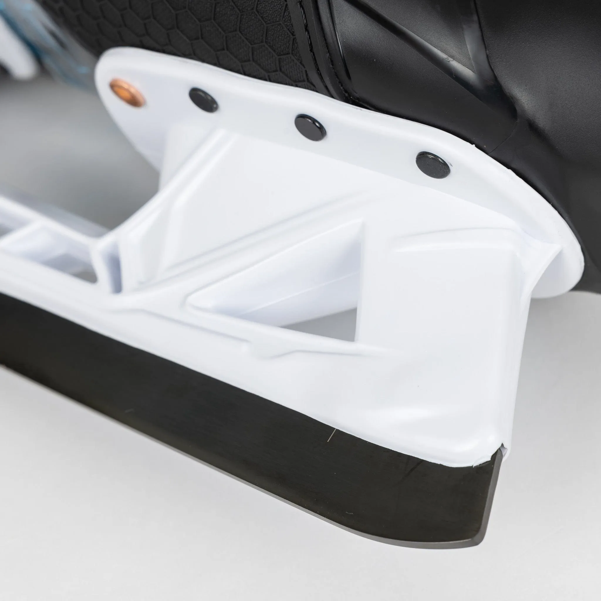 TRUE Catalyst 9X4 Senior Goalie Skates