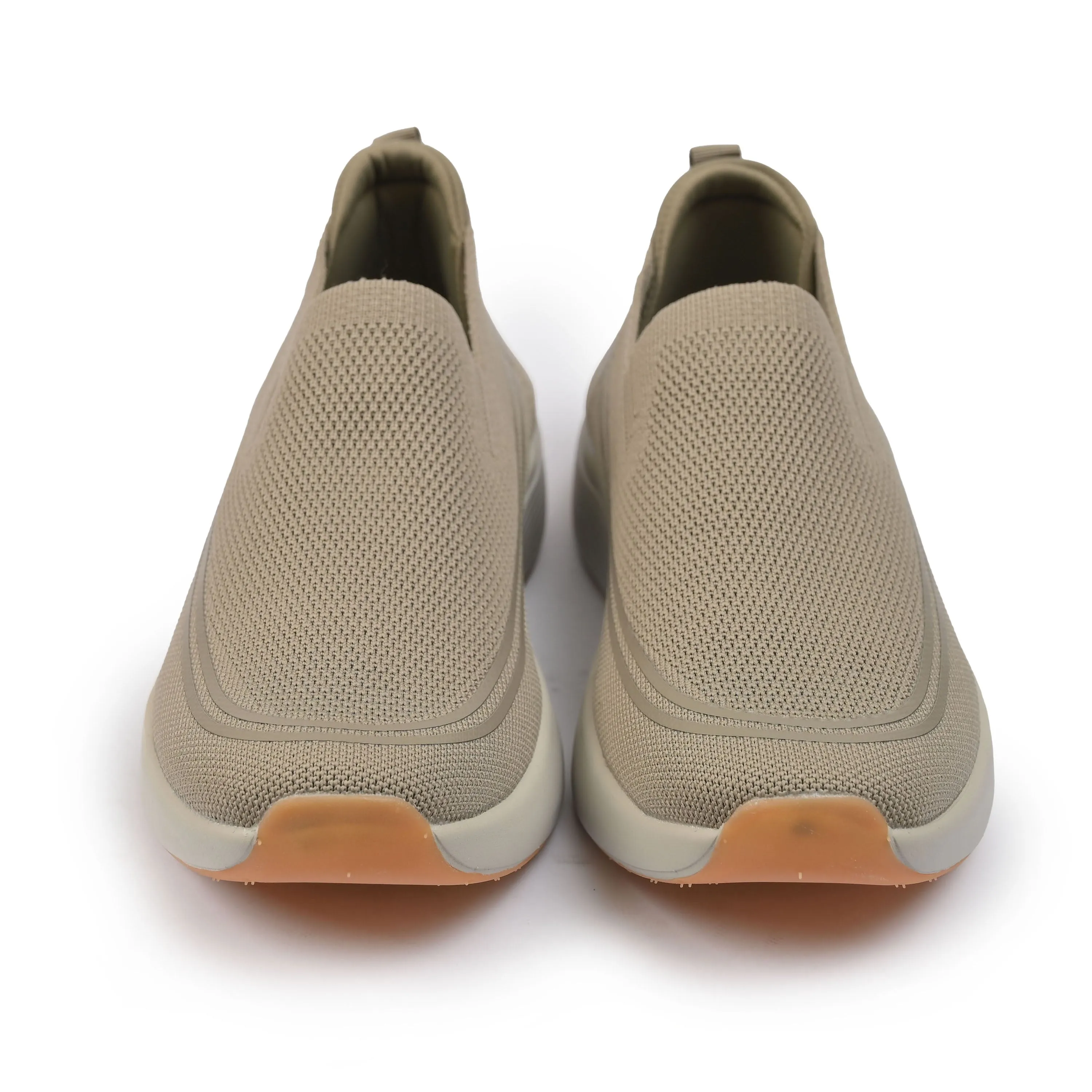 ULTRA  LIGHT KNITED SHOES