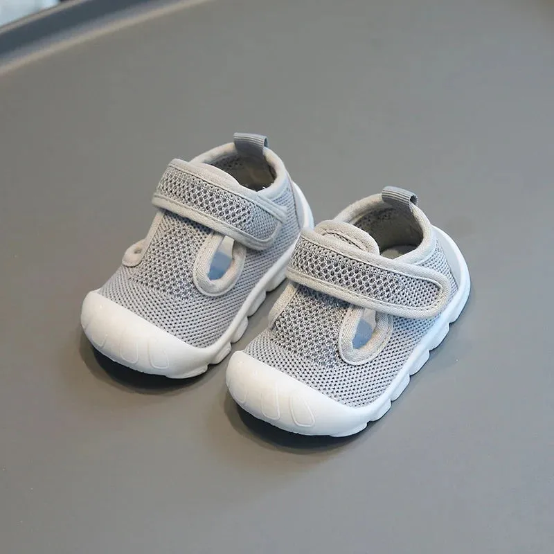 Unisex Baby Mesh Sandals – Breathable, Non-Slip First Shoes (0–3Y)