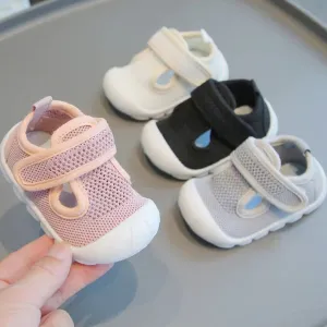 Unisex Baby Mesh Sandals – Breathable, Non-Slip First Shoes (0–3Y)