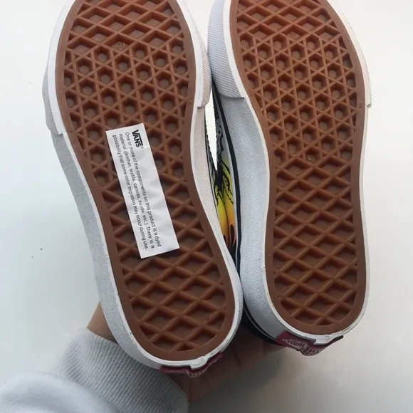 VANS  Kids Old Skool Flame Shoe Size 12