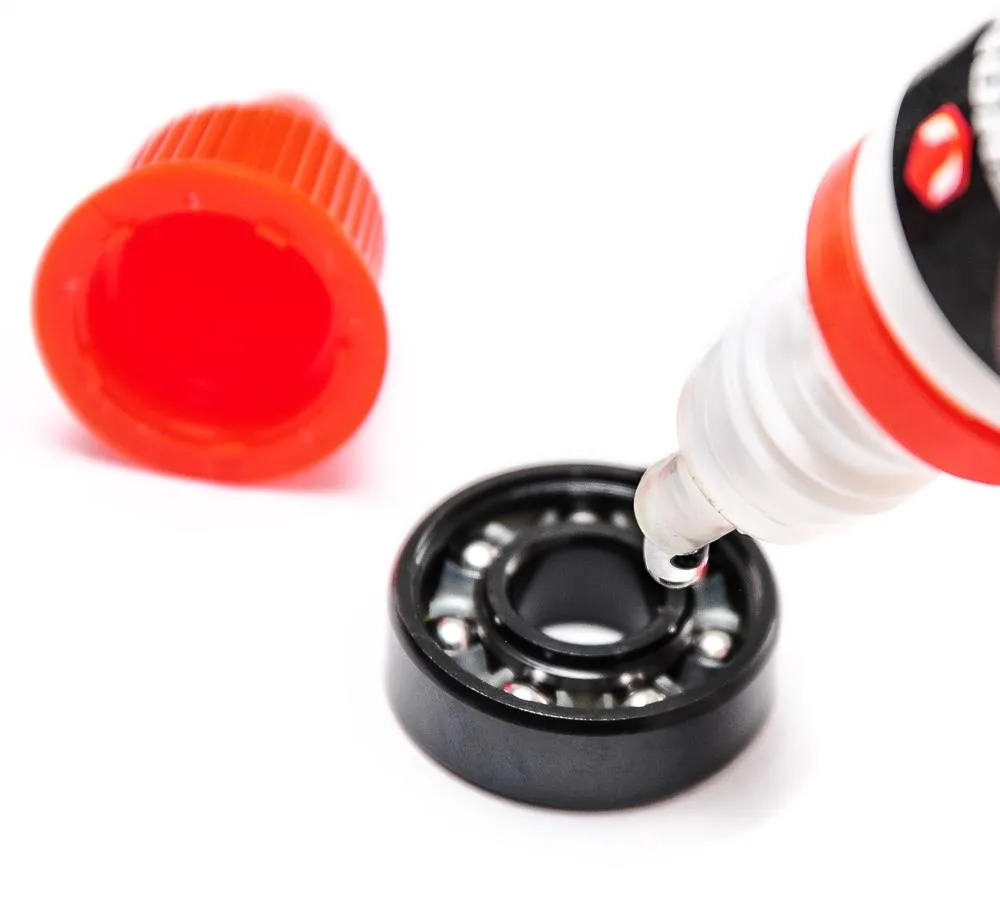 Venom Skateboards T Tool Black & Bearing Lubricant Gift Pack