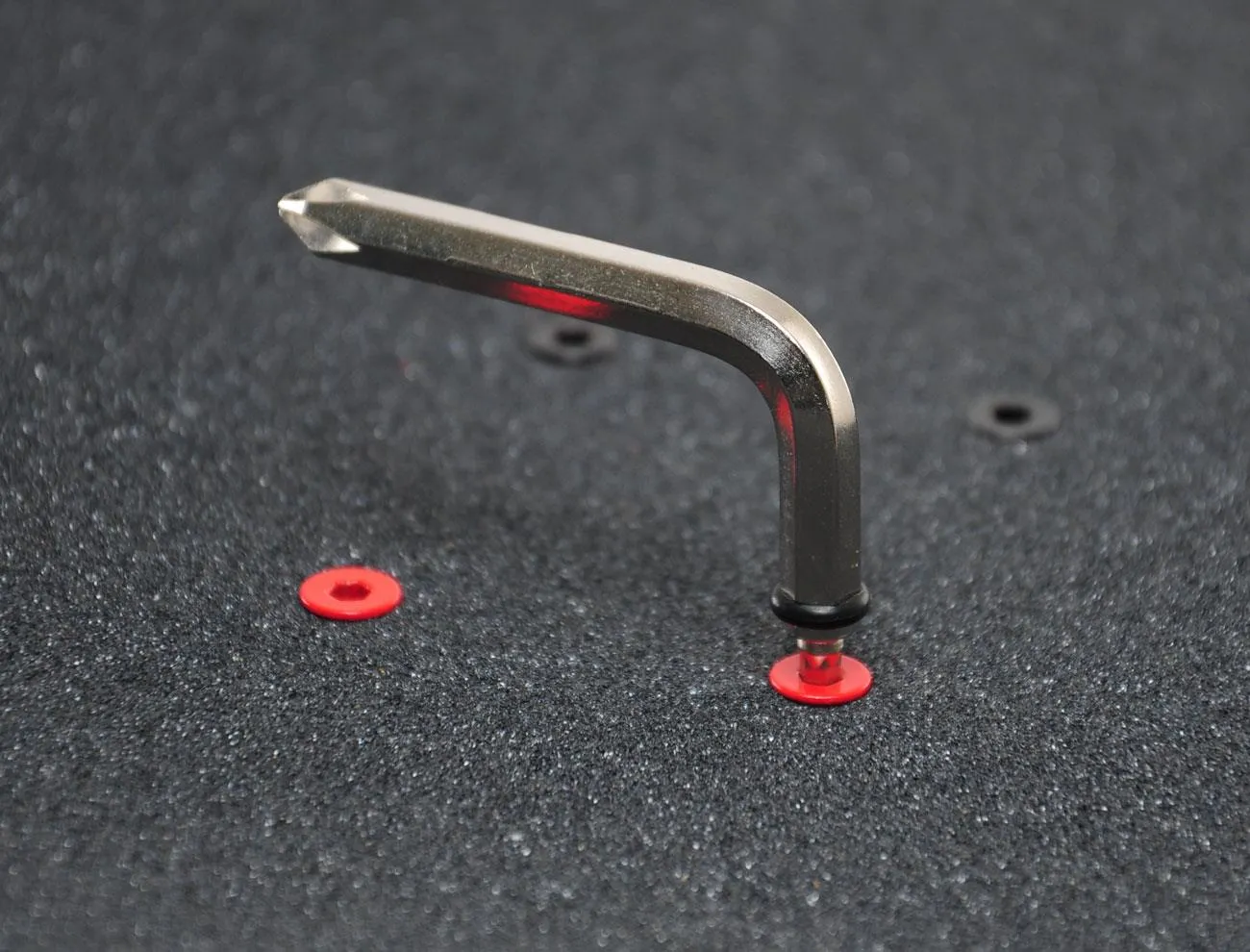 Venom Skateboards T Tool - Black