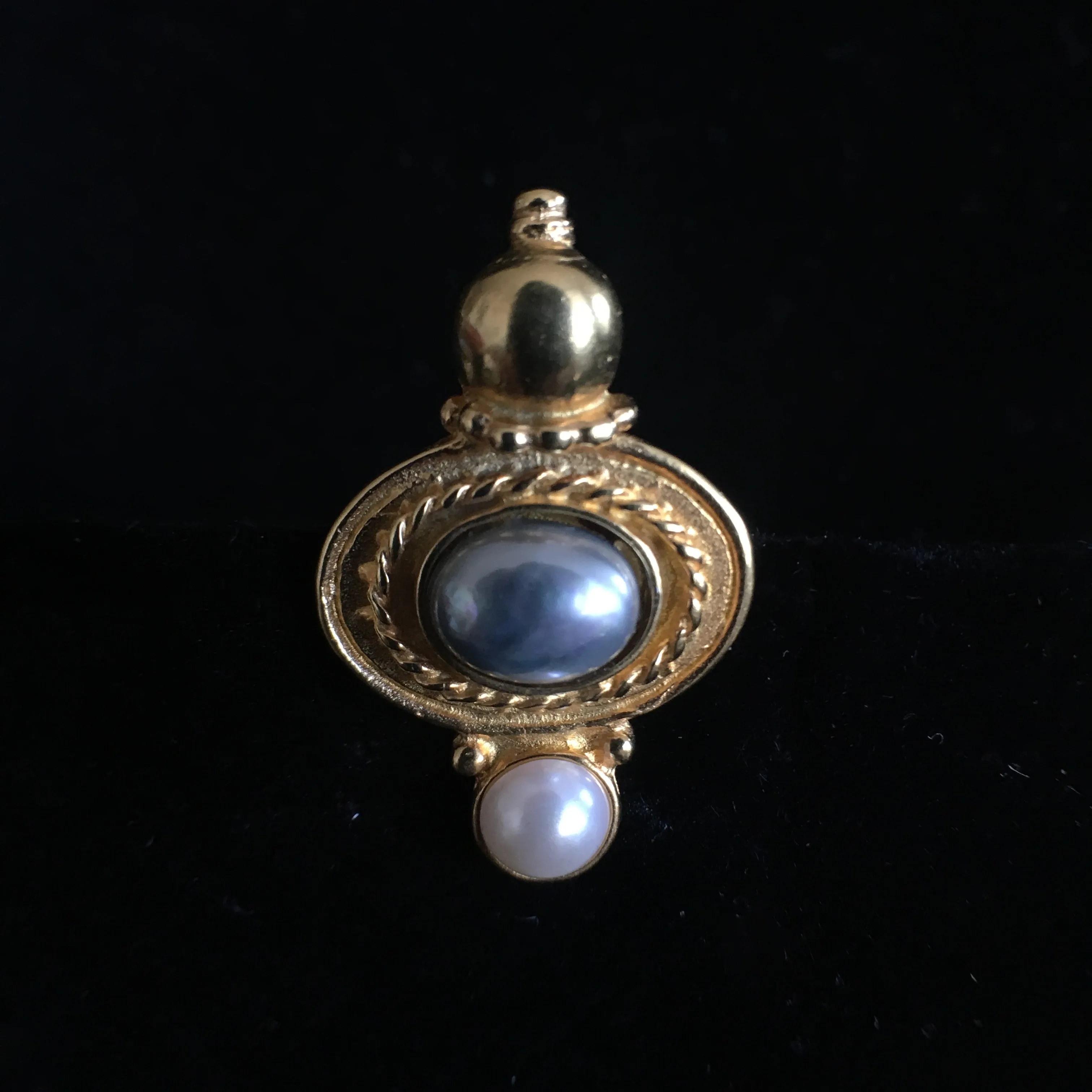 White / Grey Pearl Clip Earrings - Small