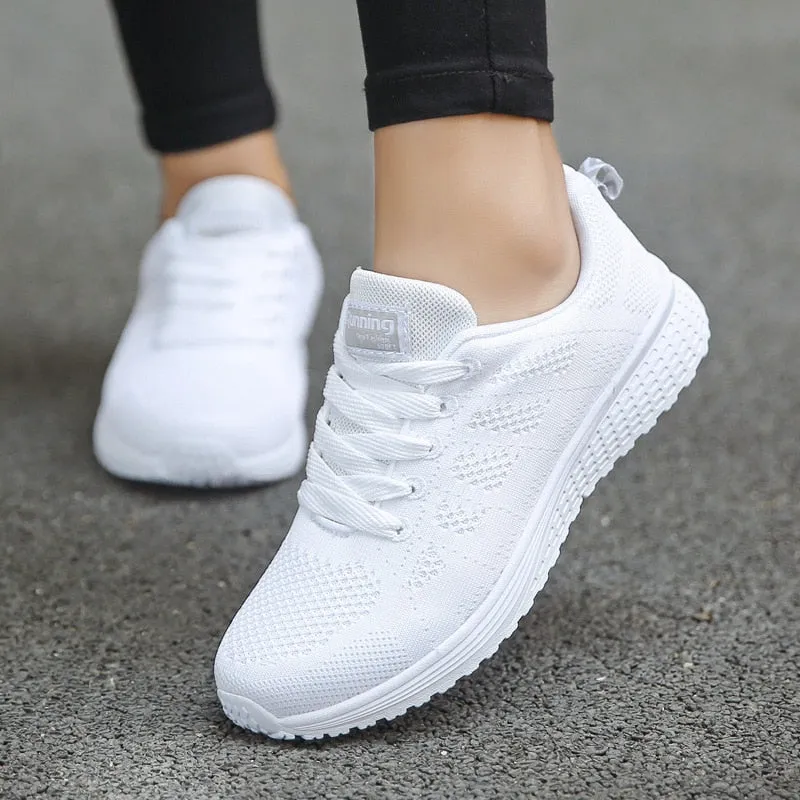 Women's comfortable leisure shoes with ergonomic design